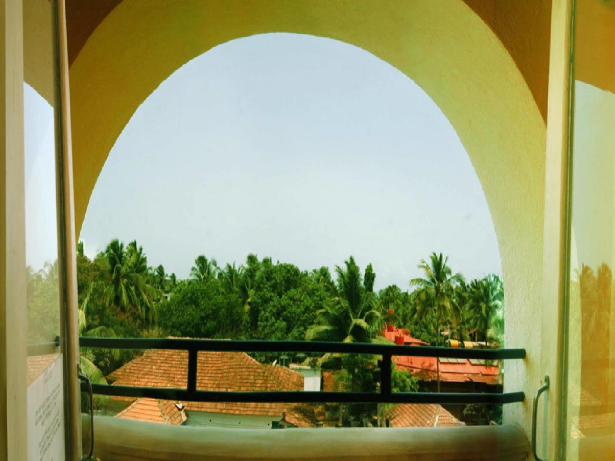 Lambana Resort Calangute Exterior foto